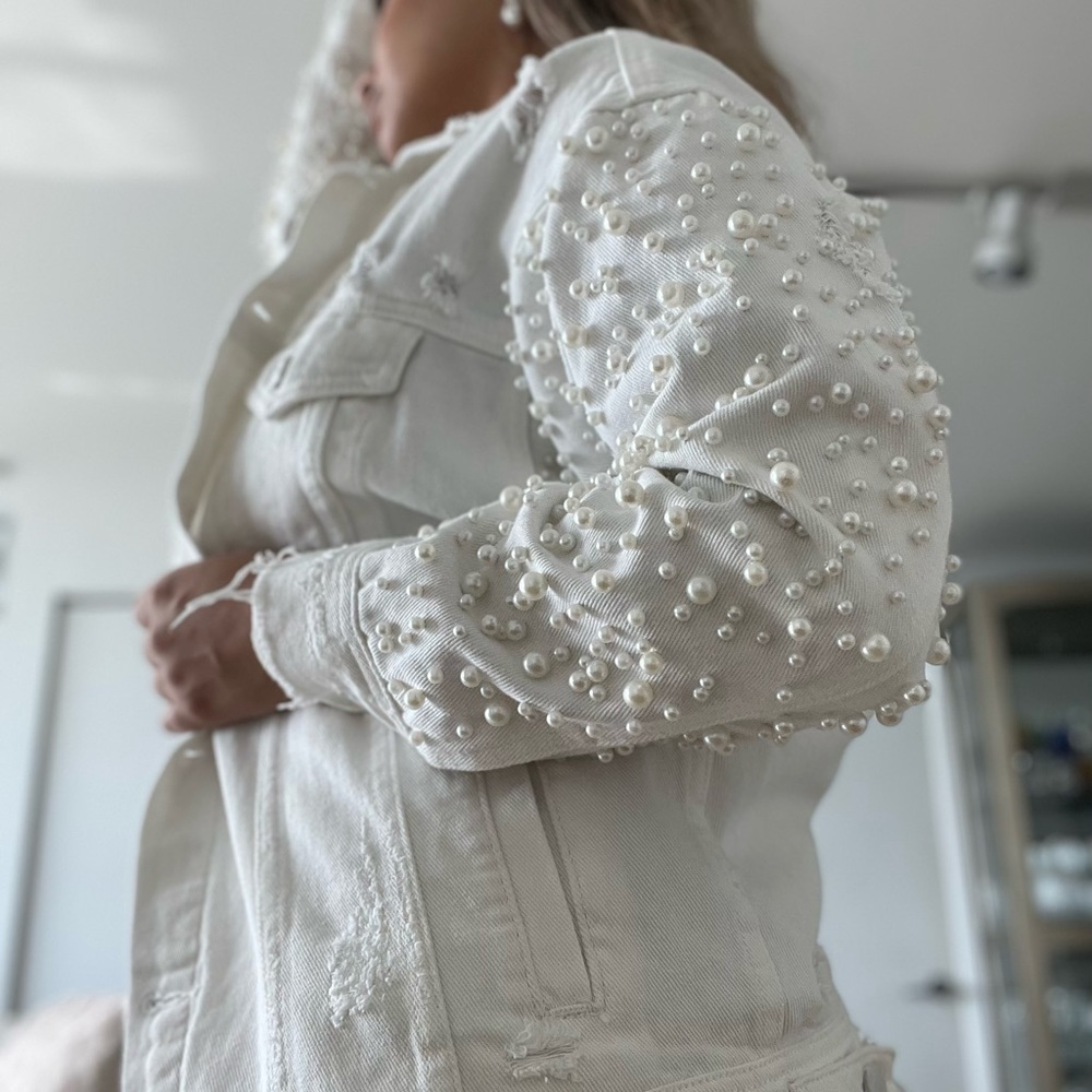 Pearl-Embellished White Women's Jean Jacket